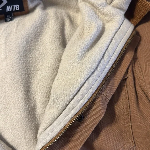 Vans Coat - Picture 5 of 7